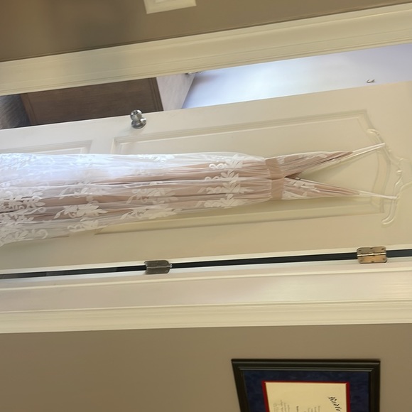 Long V-Neck Open-Back Boho Inspired Dress - new without tags - Picture 3 of 4